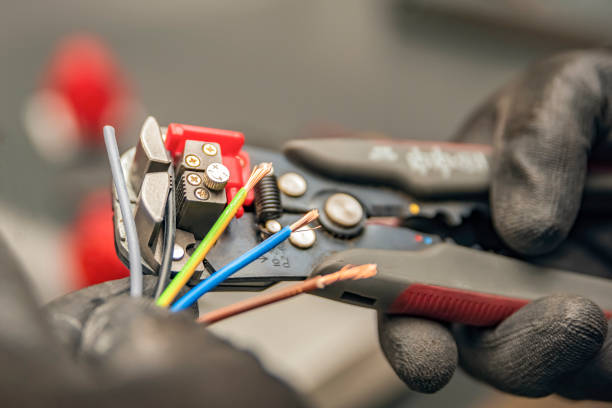 Best Ceiling Fan Installation Electrician  in Deatsville, AL
